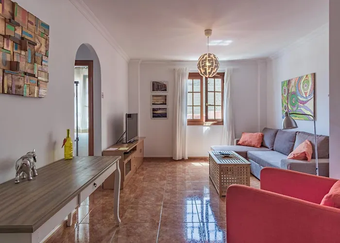 Agora - Spacious 2 Bedrooms- 2 Bathrooms *