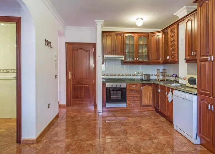 Agora - Spacious 2 Bedrooms- 2 Bathrooms 아파트 푸에르토 드 라 크루즈